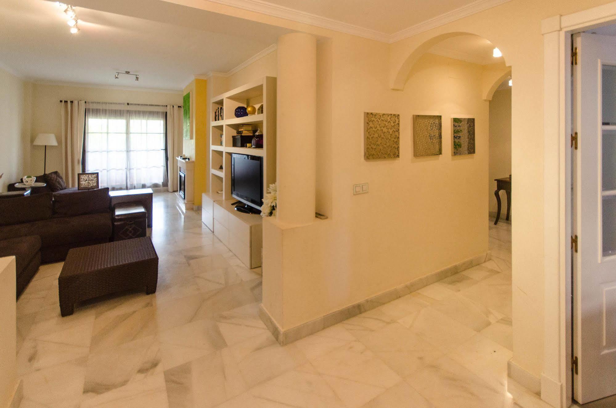 Galindo Beach El Saladillo Estepona Luaran gambar