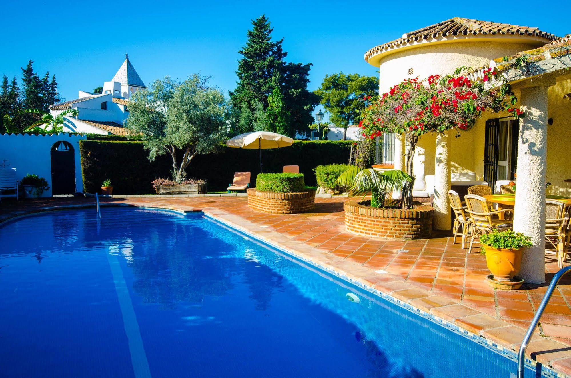 Galindo Beach El Saladillo Estepona Luaran gambar